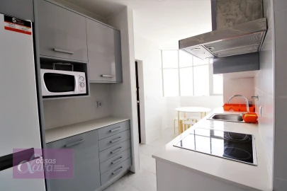 Quarto para Arrendamento em Leiria, Pousos, Barreira e Cortes