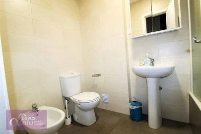 Quarto para Arrendamento em Leiria, Pousos, Barreira e Cortes