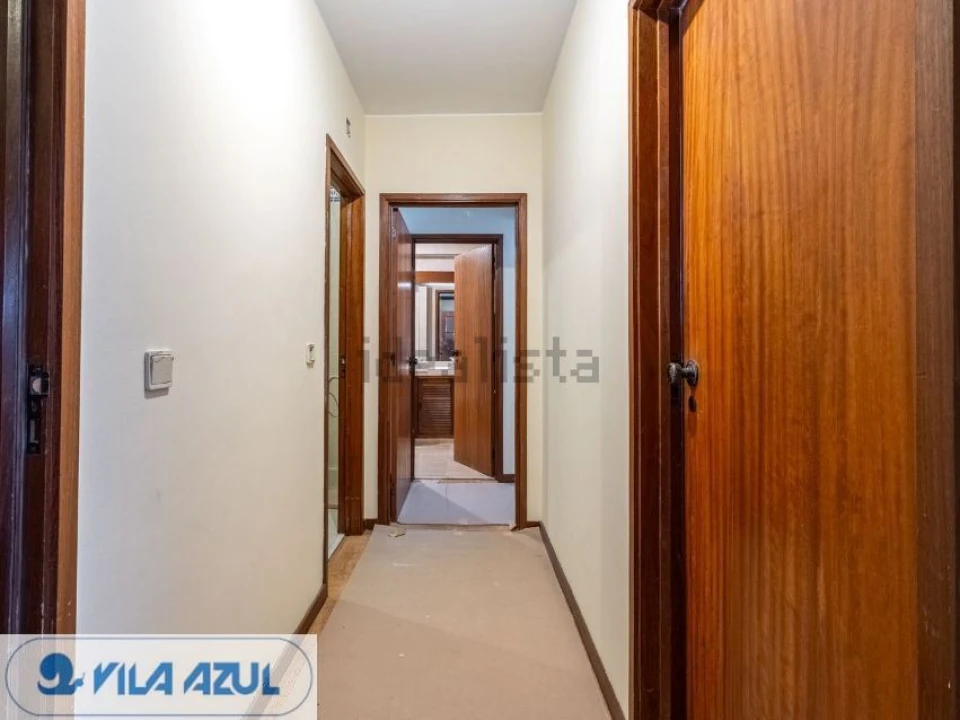 Apartamento T3 para Venda em Ramalde Foto 5