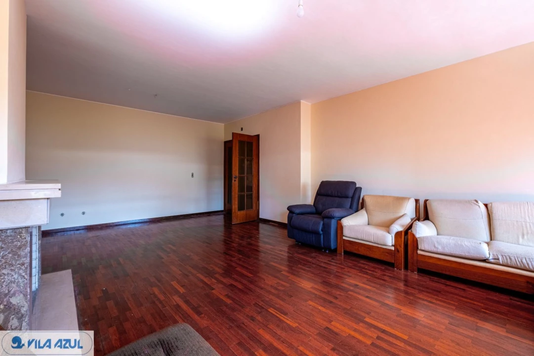 Apartamento T3 para Venda em Ramalde Foto 10