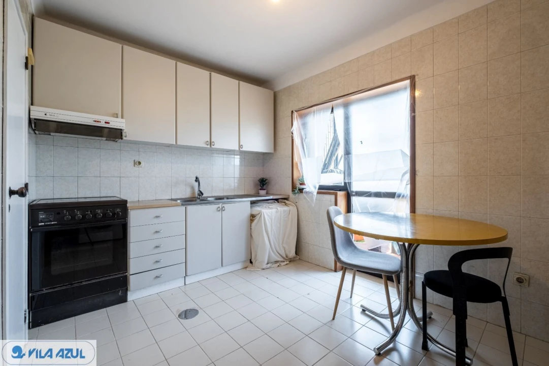 Apartamento T3 para Venda em Ramalde Foto 13