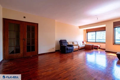 Apartamento T3 para Venda em Ramalde