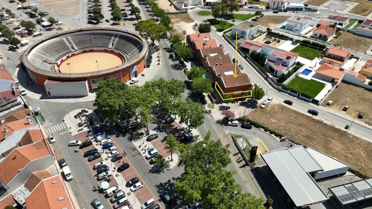 Loja para Venda em Almeirim Foto 8