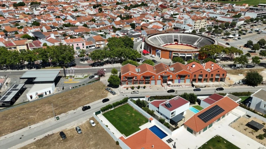 Loja para Venda em Almeirim Foto 11