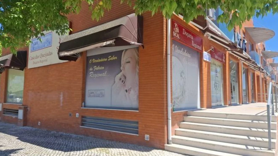 Loja para Venda em Almeirim