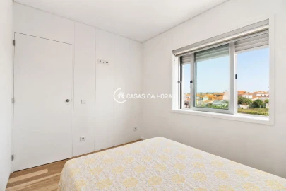 Apartamento T2 para Arrendamento em Santa Marinha e São Pedro da Afurada