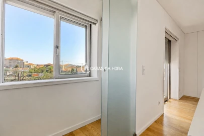 Apartamento T2 para Arrendamento em Santa Marinha e São Pedro da Afurada
