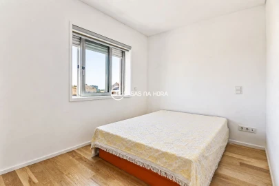 Apartamento T2 para Arrendamento em Santa Marinha e São Pedro da Afurada