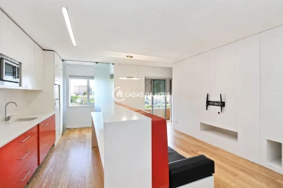 Apartamento T2 para Arrendamento em Santa Marinha e São Pedro da Afurada