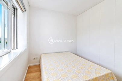 Apartamento T2 para Arrendamento em Santa Marinha e São Pedro da Afurada