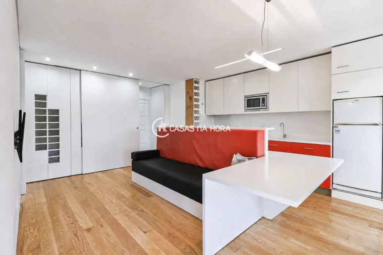 Apartamento T2 para Arrendamento em Santa Marinha e São Pedro da Afurada Foto 14