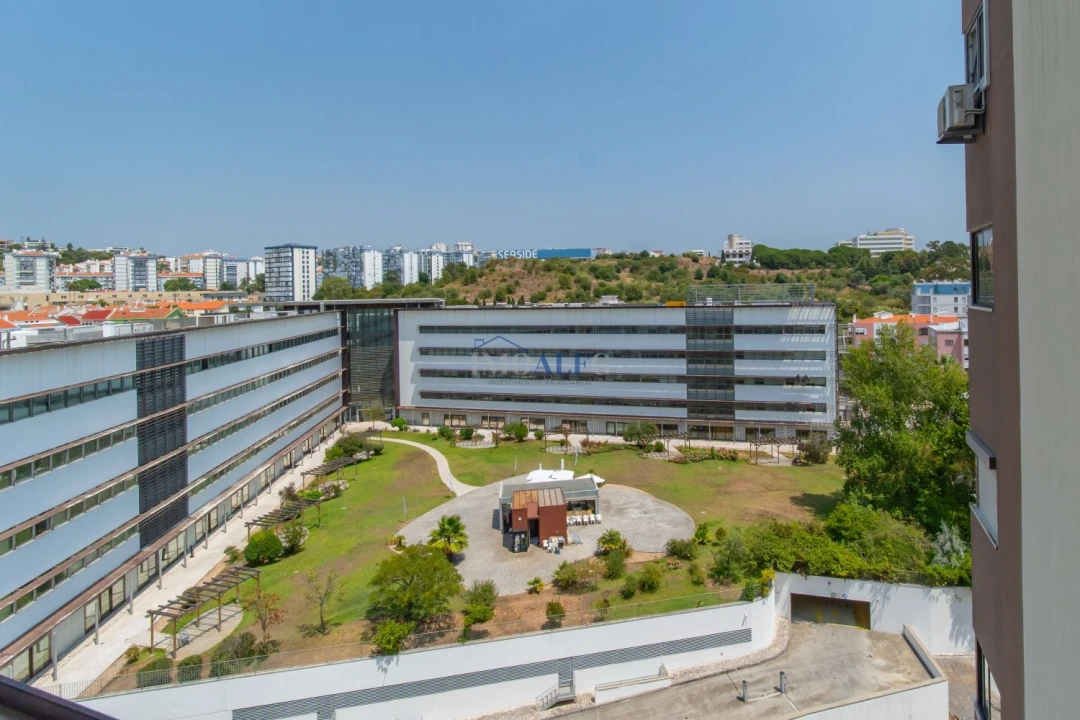 Apartamento T3 para Venda em Carnaxide e Queijas Foto 23