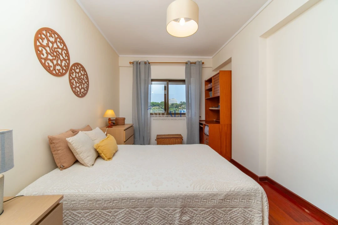 Apartamento T3 para Venda em Carnaxide e Queijas Foto 27