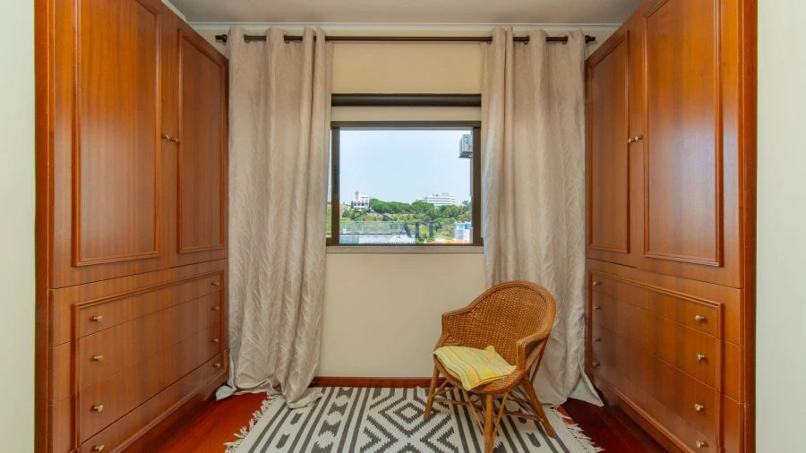 Apartamento T3 para Venda em Carnaxide e Queijas