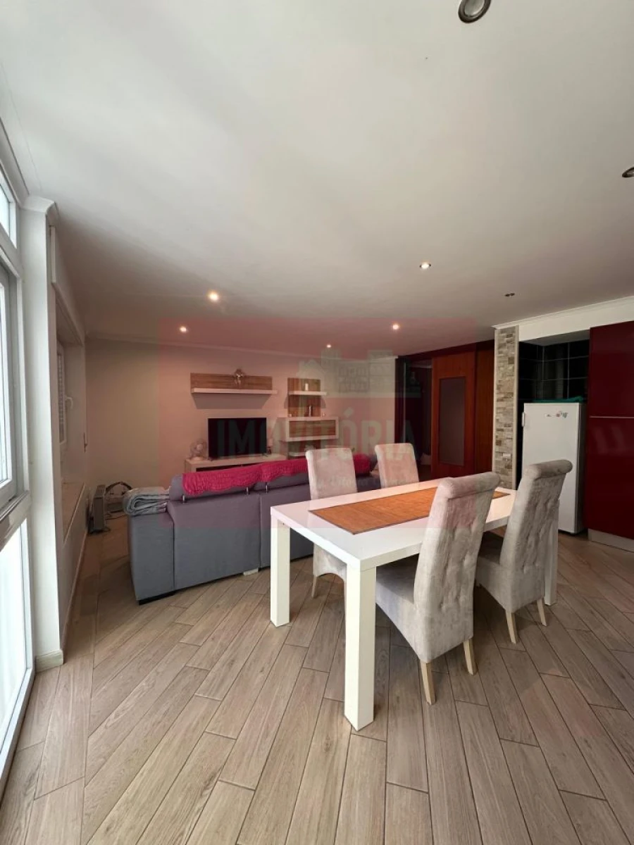 Apartamento T2 para Venda em Cascais e Estoril Foto 2