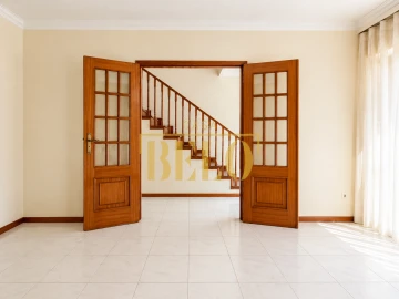 Moradia T3 para Venda em Milheiros