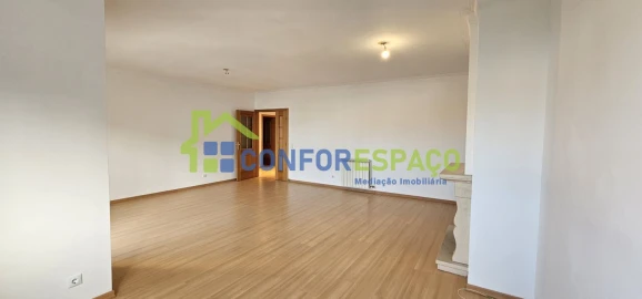 Apartamento T4 para Venda em Castelo Branco