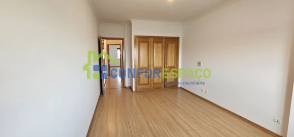 Apartamento T4 para Venda em Castelo Branco