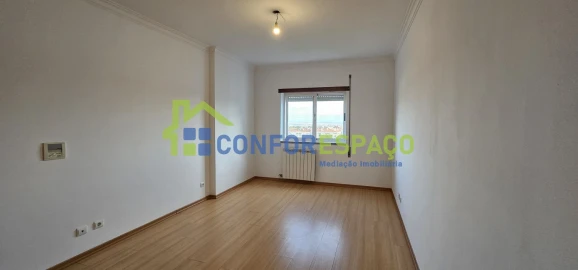 Apartamento T4 para Venda em Castelo Branco