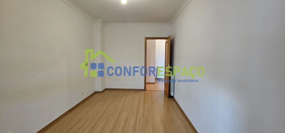 Apartamento T4 para Venda em Castelo Branco Foto 10