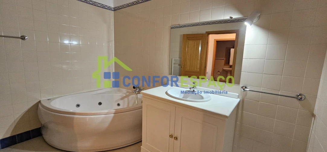 Apartamento T4 para Venda em Castelo Branco Foto 13