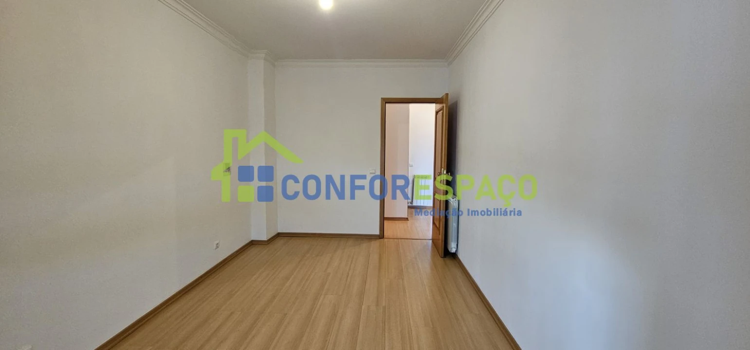 Apartamento T4 para Venda em Castelo Branco Foto 10