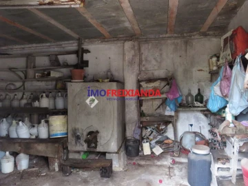 Moradia T2 para Venda em Freixianda, Ribeira do Fárrio e Formigais