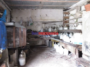 Moradia T2 para Venda em Freixianda, Ribeira do Fárrio e Formigais