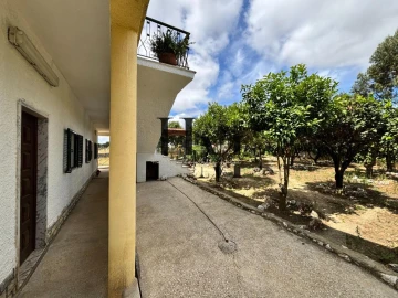Moradia T6 para Venda em Aveiras de Cima