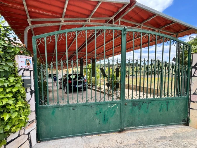 Moradia T6 para Venda em Aveiras de Cima Foto 3