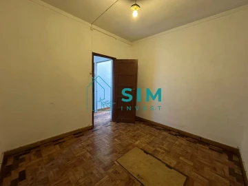 Moradia T5 para Venda em Azoia de Cima e Tremês
