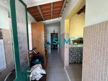 Moradia T5 para Venda em Azoia de Cima e Tremês
