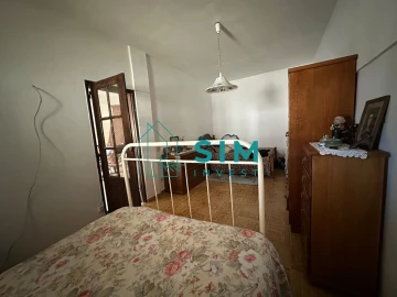 Moradia T5 para Venda em Azoia de Cima e Tremês