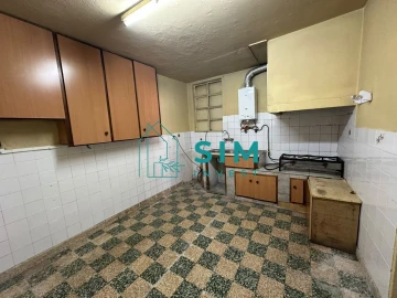 Moradia T5 para Venda em Azoia de Cima e Tremês