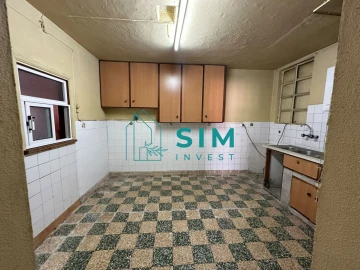 Moradia T5 para Venda em Azoia de Cima e Tremês