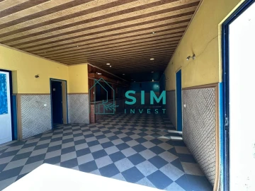 Moradia T5 para Venda em Azoia de Cima e Tremês