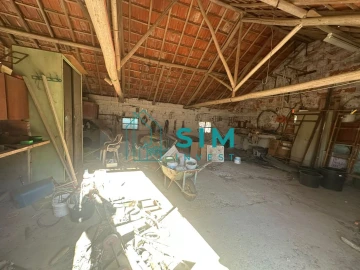 Moradia T5 para Venda em Azoia de Cima e Tremês