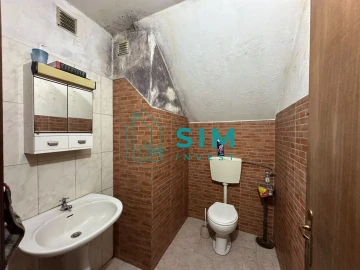 Moradia T5 para Venda em Azoia de Cima e Tremês