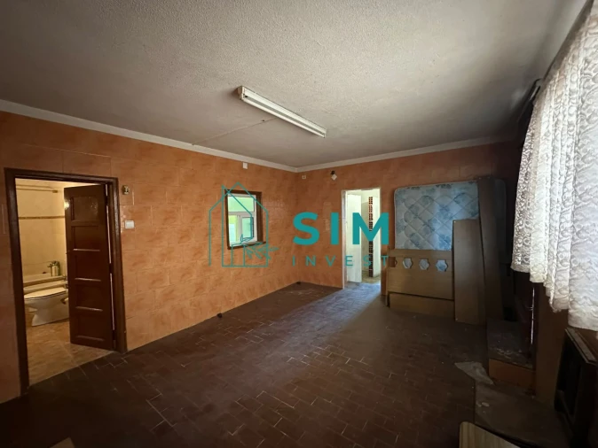 Moradia T5 para Venda em Azoia de Cima e Tremês Foto 12