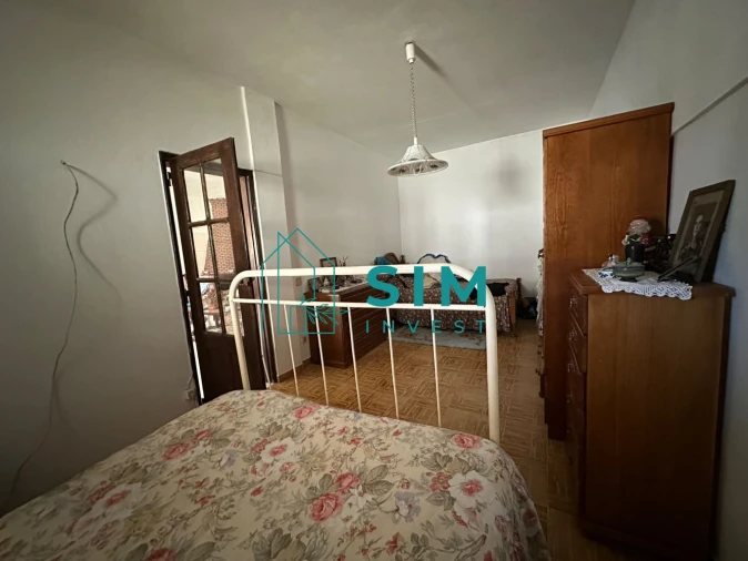 Moradia T5 para Venda em Azoia de Cima e Tremês Foto 55