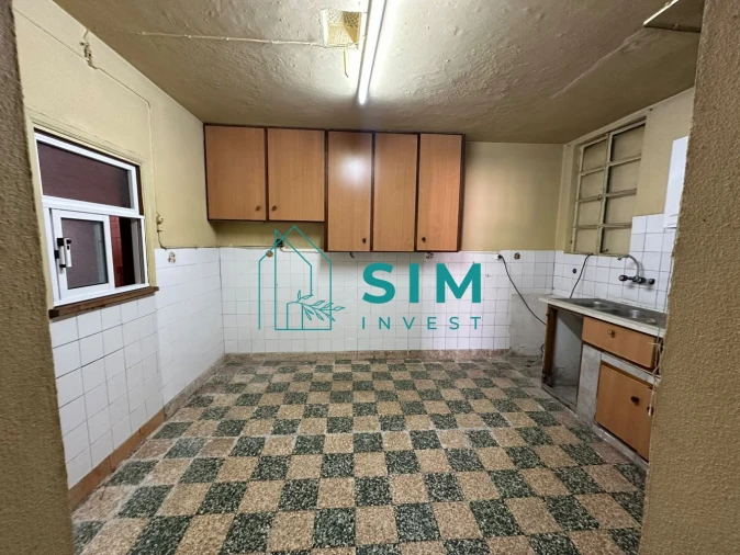 Moradia T5 para Venda em Azoia de Cima e Tremês Foto 13