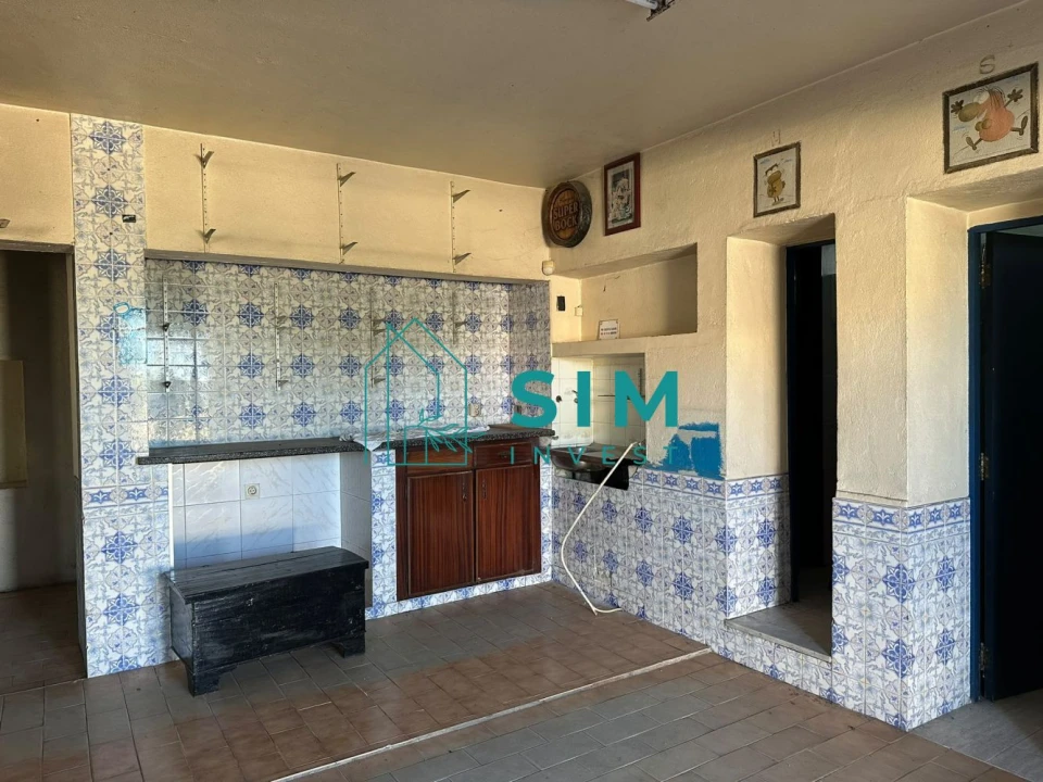 Moradia T5 para Venda em Azoia de Cima e Tremês Foto 15