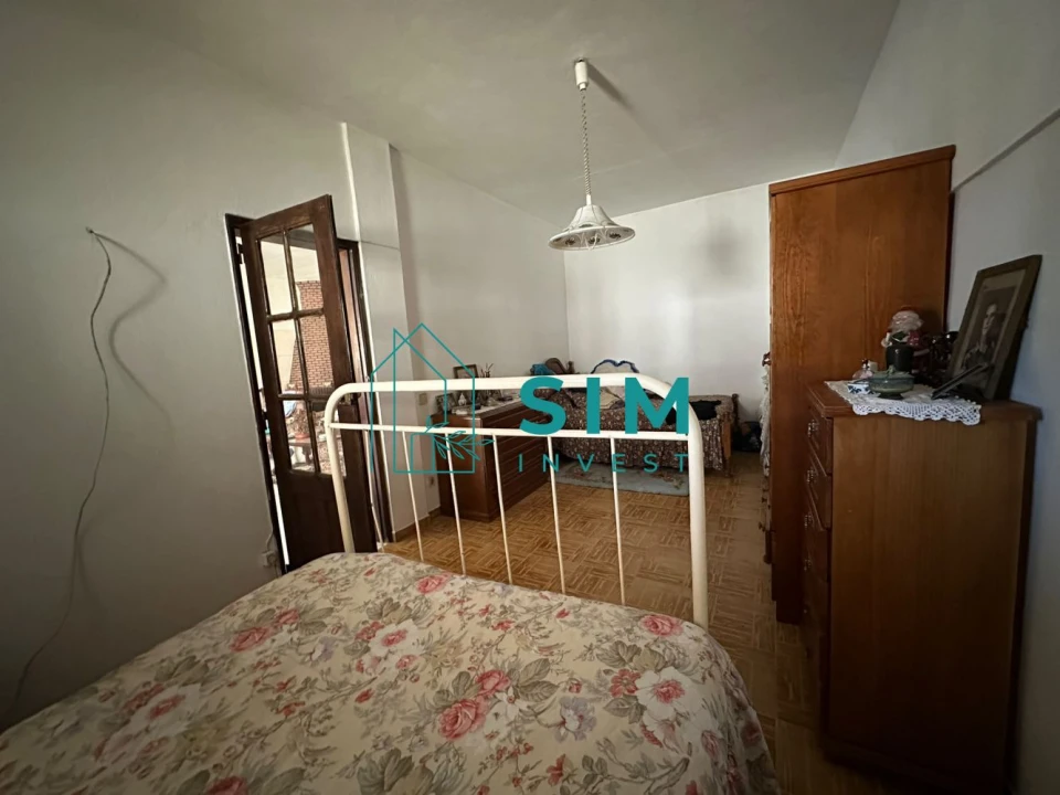 Moradia T5 para Venda em Azoia de Cima e Tremês Foto 55
