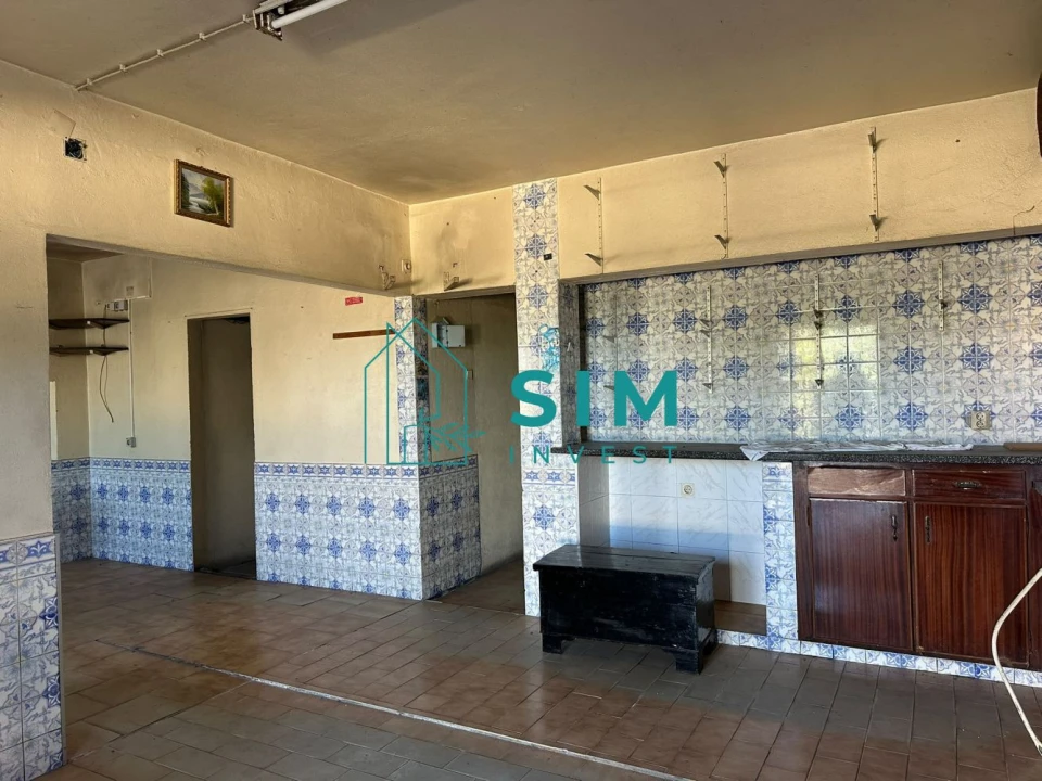 Moradia T5 para Venda em Azoia de Cima e Tremês Foto 16