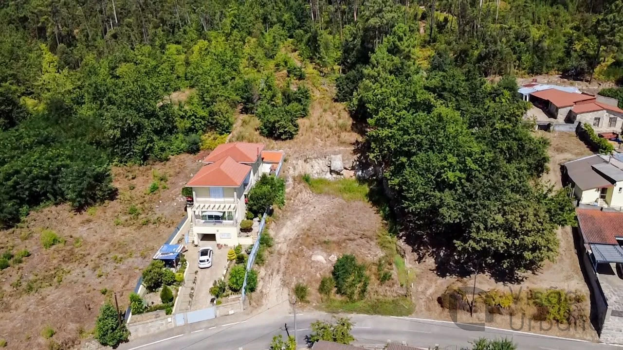 Terreno para Venda em Orgens Foto 3