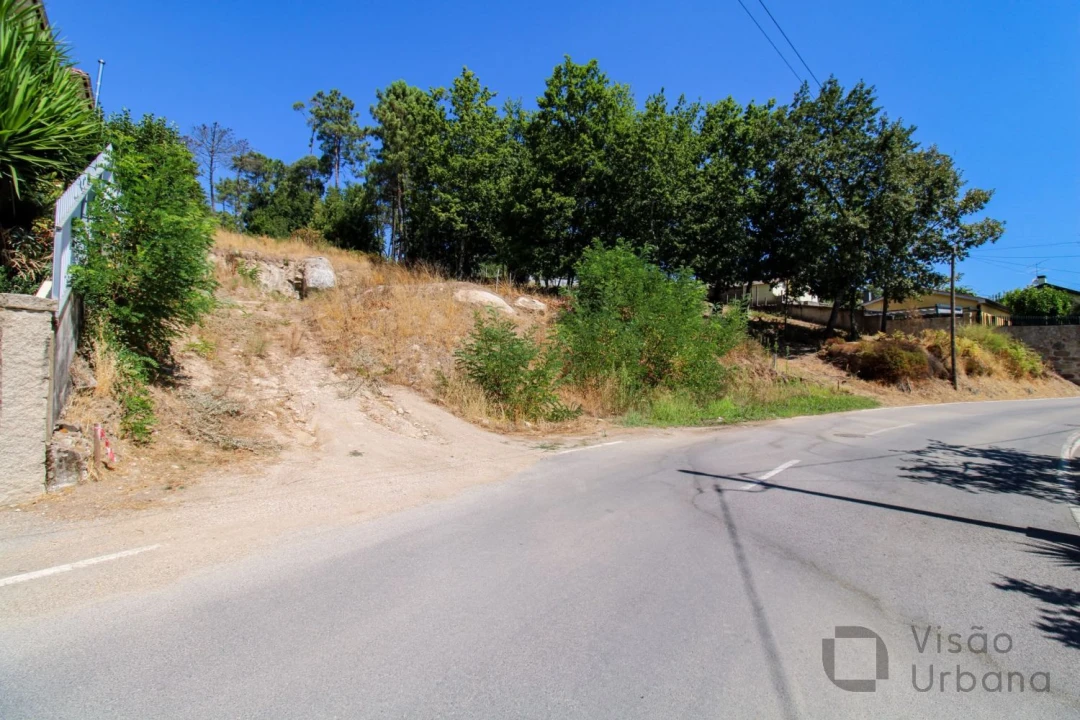 Terreno para Venda em Orgens Foto 6