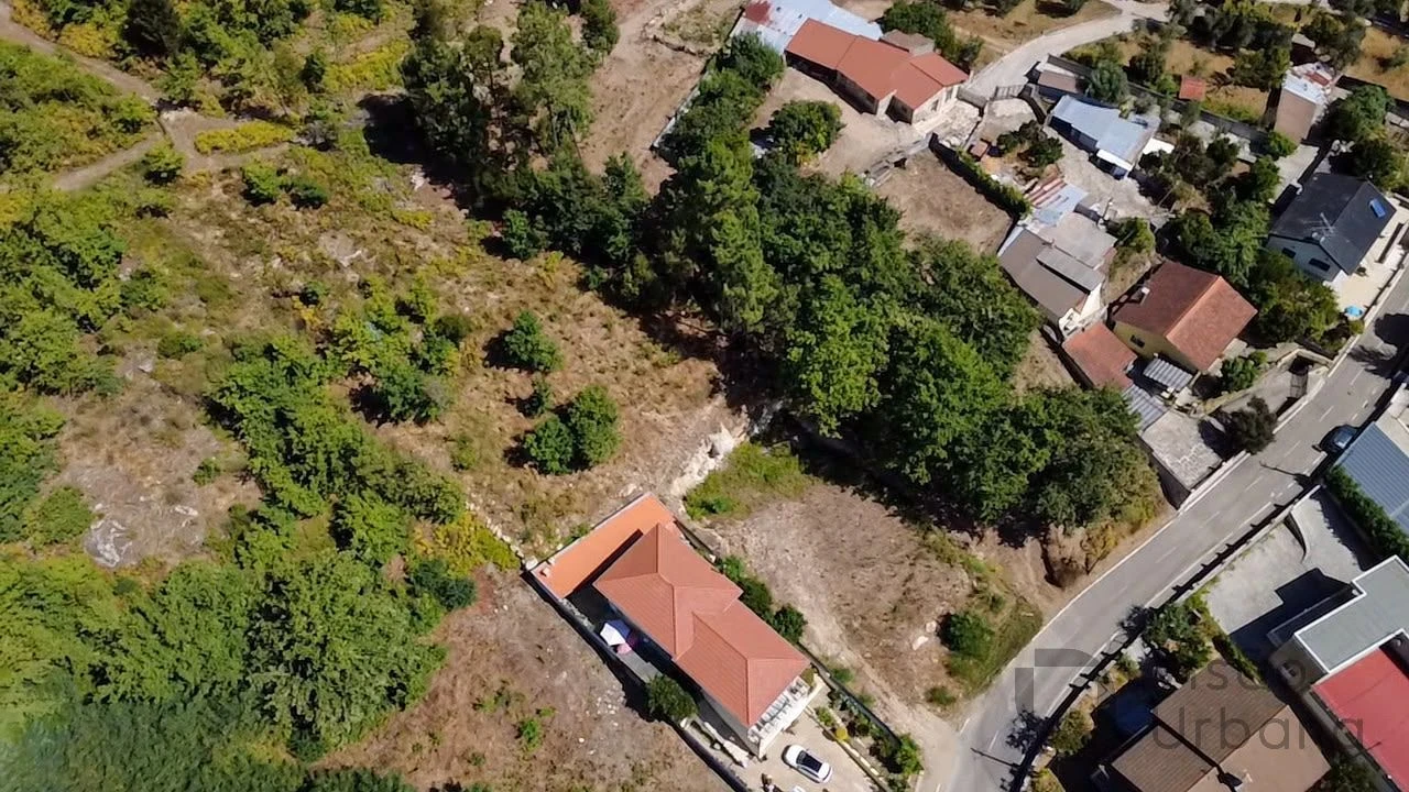 Terreno para Venda em Orgens Foto 1