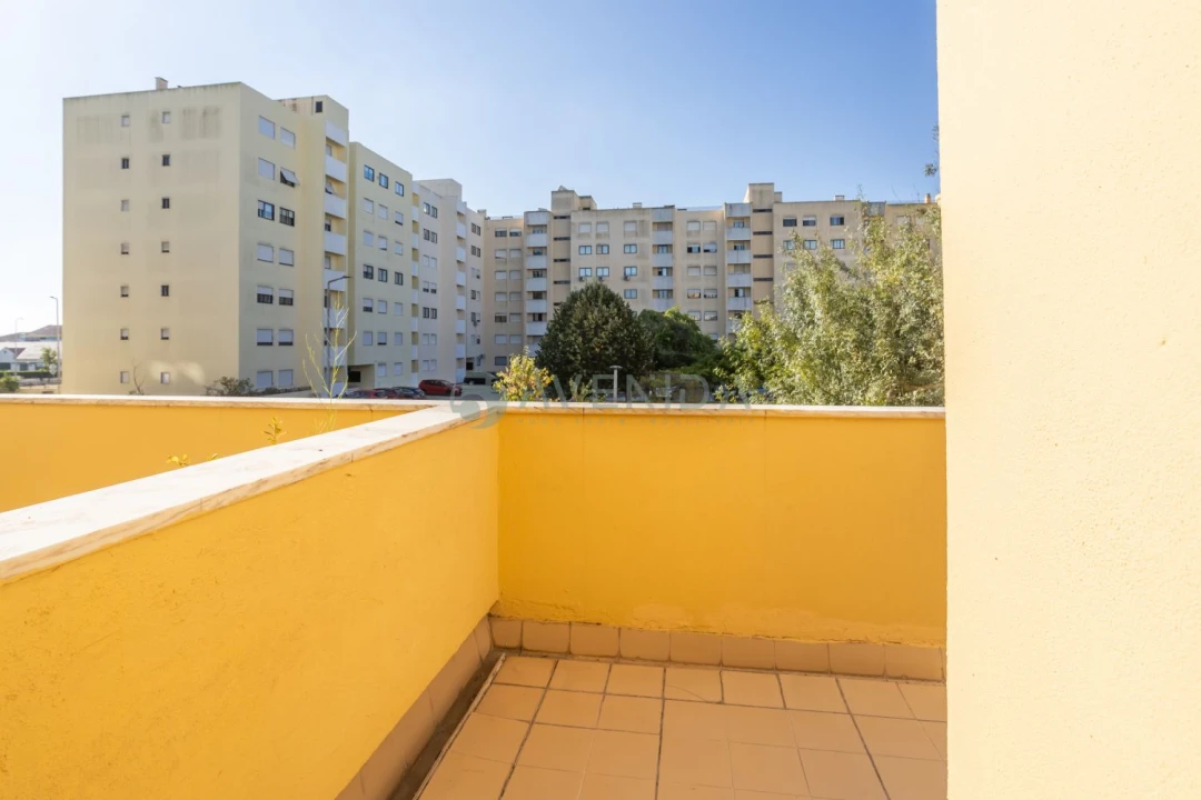 Apartamento T3 para Venda em Barreiro e Lavradio Foto 8