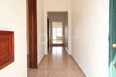 Moradia T3 para Venda em Figueira dos Cavaleiros