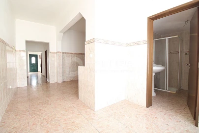 Moradia T3 para Venda em Figueira dos Cavaleiros